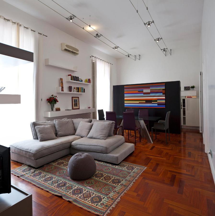 Elegant Apartment At Chiaia By Wonderful Italy Nápoly Kültér fotó