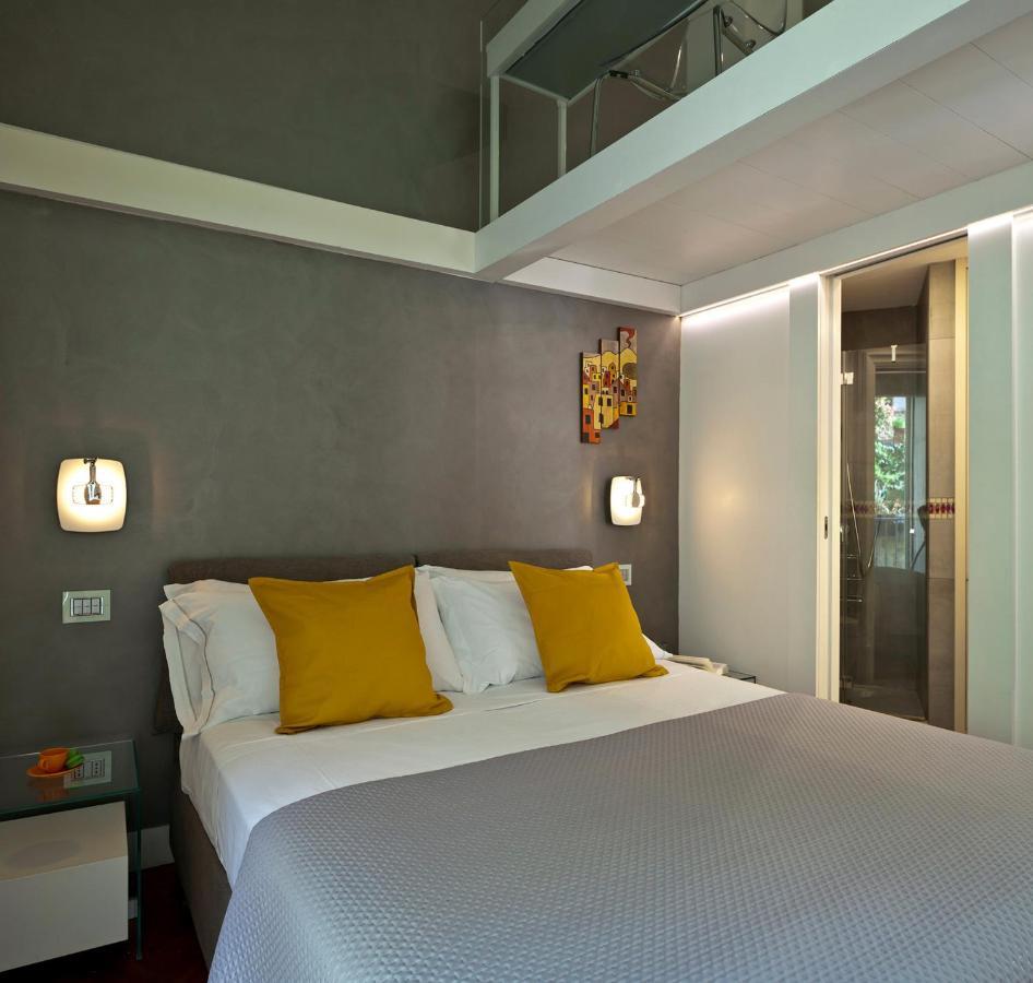 Elegant Apartment At Chiaia By Wonderful Italy Nápoly Kültér fotó