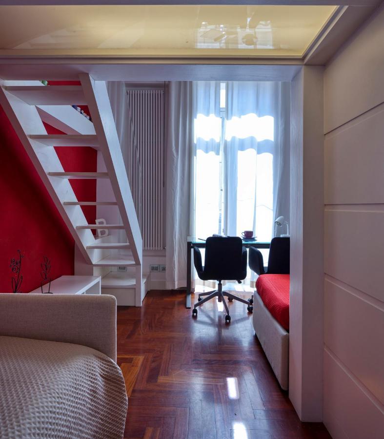Elegant Apartment At Chiaia By Wonderful Italy Nápoly Kültér fotó